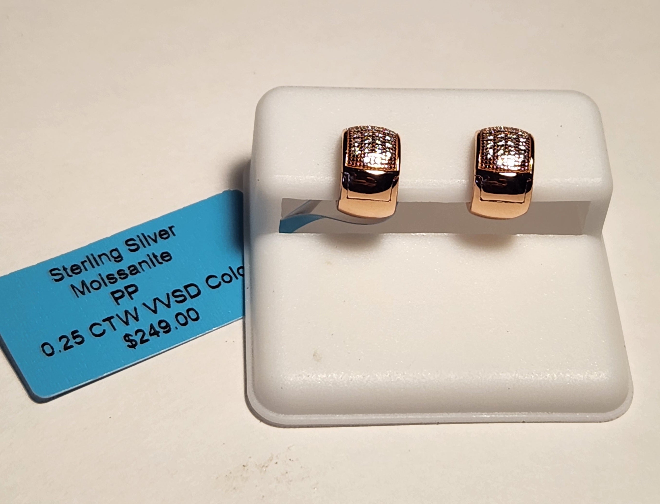 sterling silver 925 rose Gold plated o.25 ctw moissanite huggie earrings